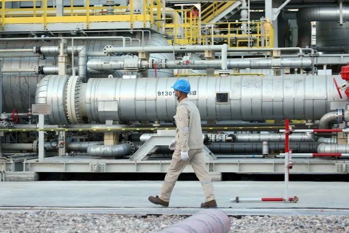 包括中石化,联合能源,中海油和安东石油在内的7家中国企业赢得10个