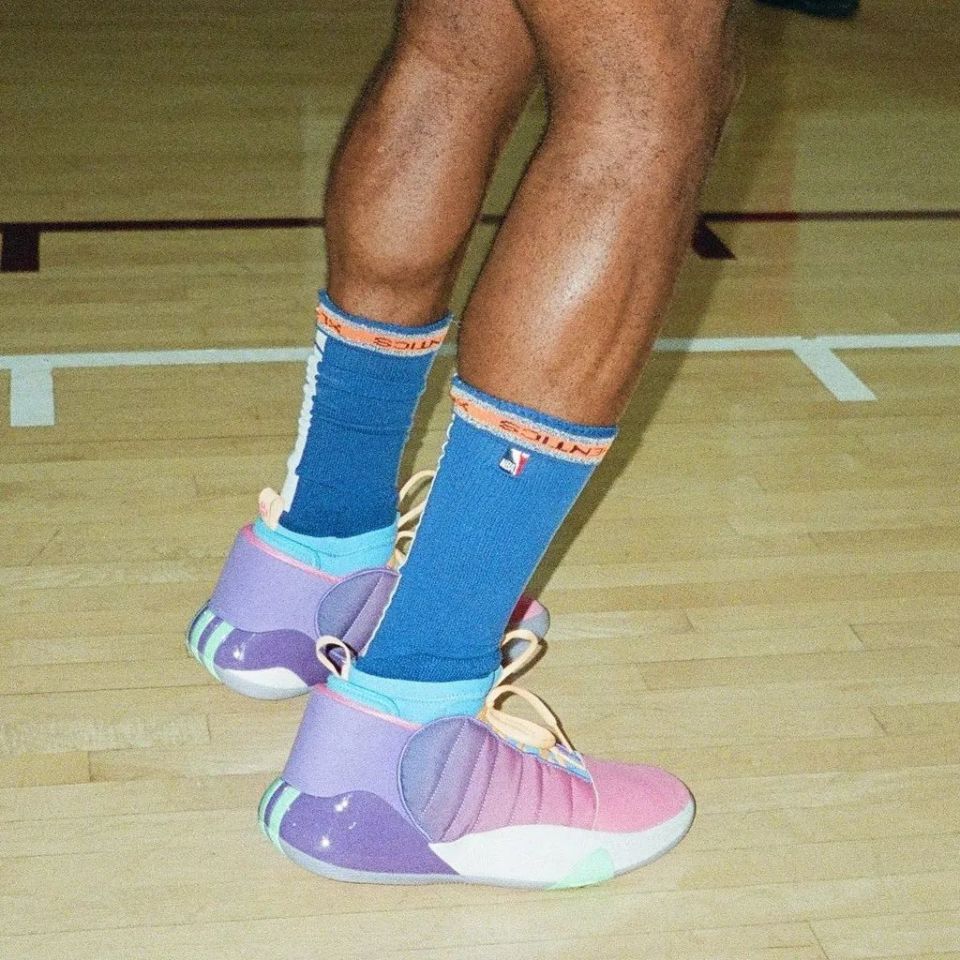 哈登亲晒「红酒」哈登 7!颜值再破新高!_腾讯新闻