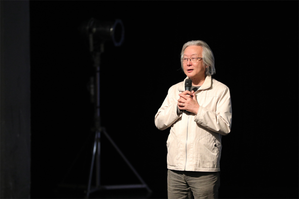 专访|导演王晓鹰详解国话版《哥本哈根》创演20周年_腾讯新闻