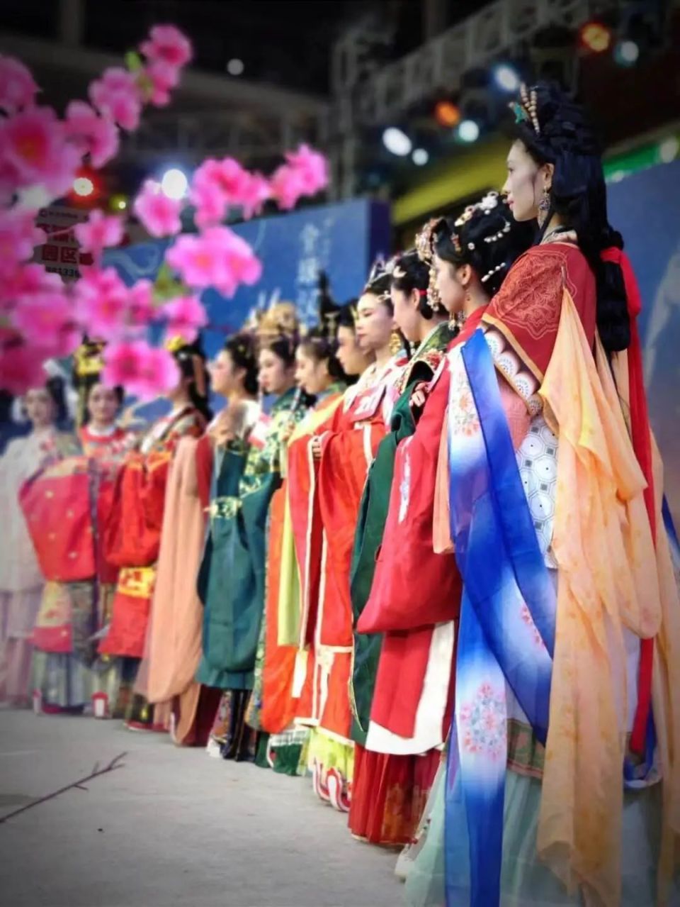 "时光织锦·汉韵流芳" |首届天汉之滨汉服时装走秀邀您共赏!