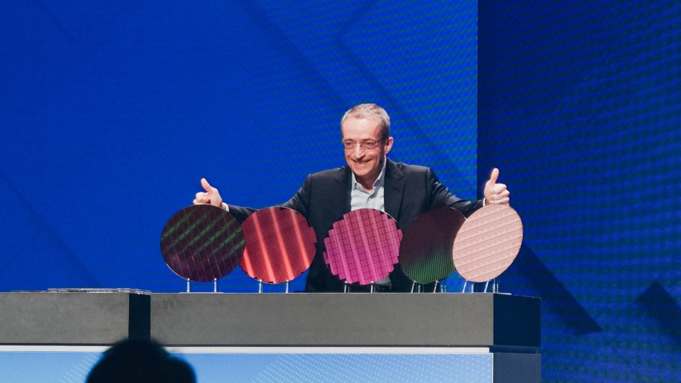 挤牙膏的英特尔,也有"杀疯了"的一天?