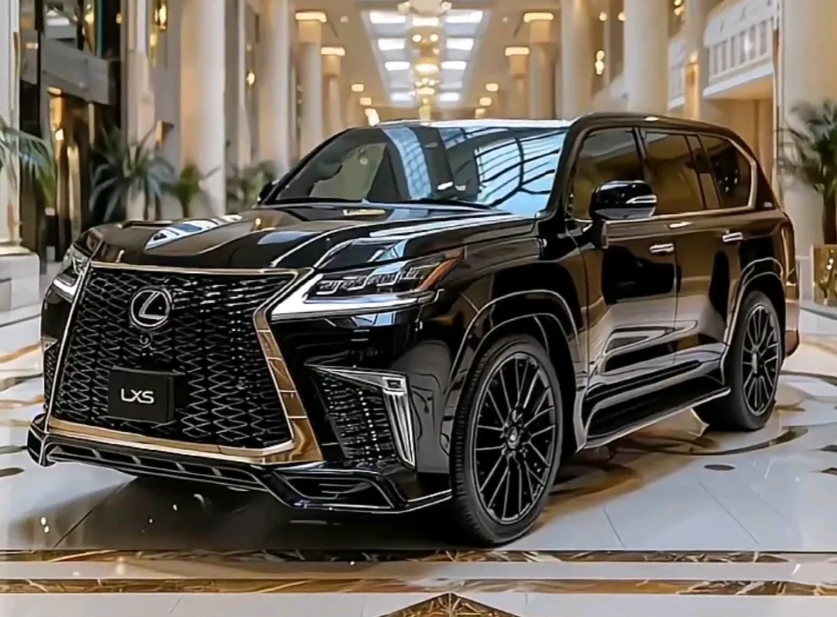 新"雷克萨斯lx570"黑金版曝光!内饰媲美迈巴赫,配v8引擎
