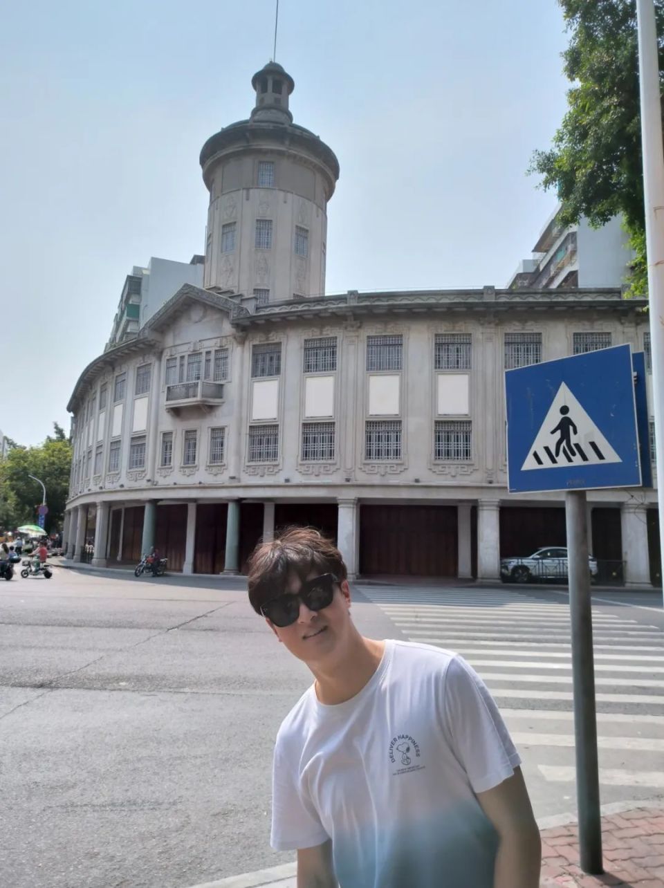 ta@saif·毕业季 | 杨涵: 心中有理想,脚步更坚定