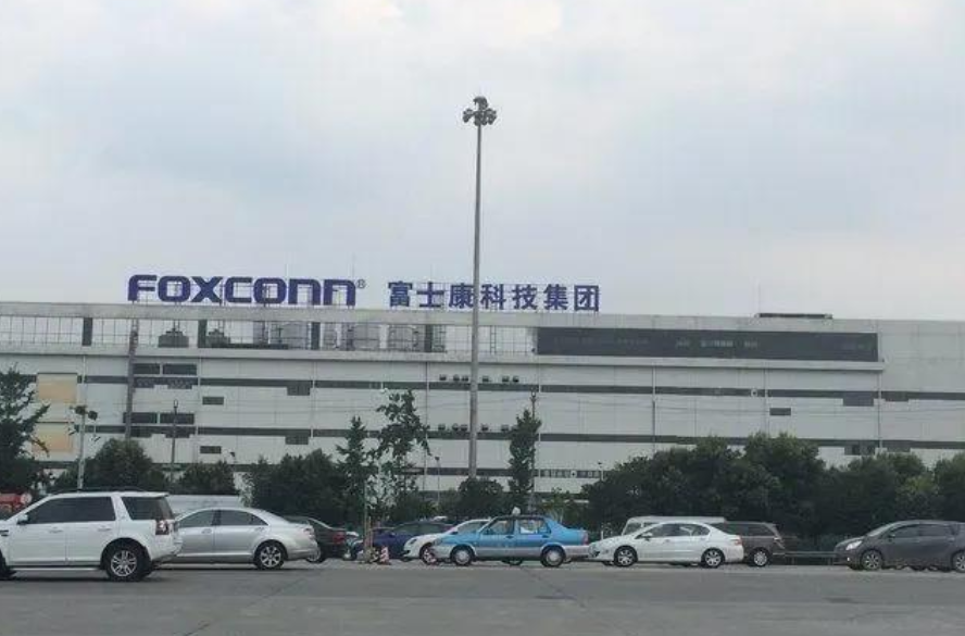 分析丨富士康转移产能,数据下降后如何破局?