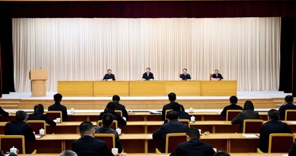 上海市河湖长制林长制工作会议举行_腾讯新闻