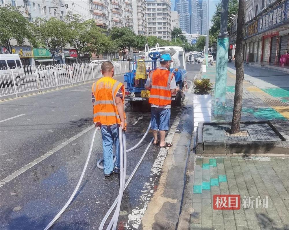 推进环卫市场一体化，洪山城管送保洁经验到环卫企业