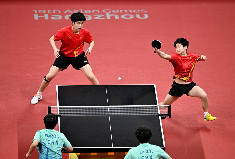 乒乓球——混合双打决赛:中国队包揽冠亚军