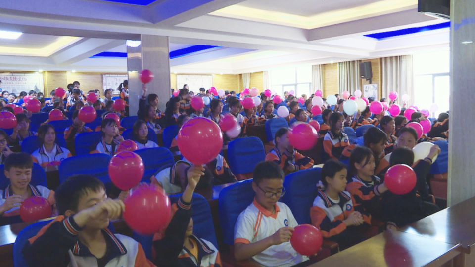 关岭自治县第二中学:唱响校园好声音,激昂青春新活力