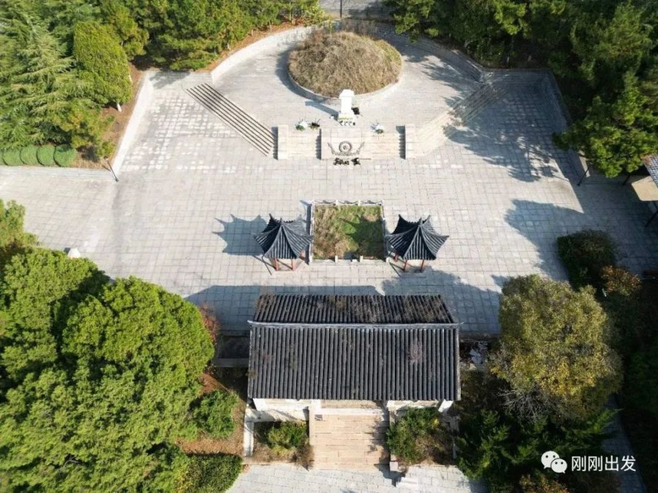 大连景点丨旅顺万忠墓纪念馆