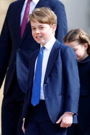 乔治王子一张照片,给梅根夫妇敲响警钟,让其陷入困境,离开王室