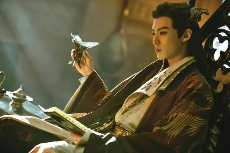 国产古装剧的服化道,为什么一股现代味?