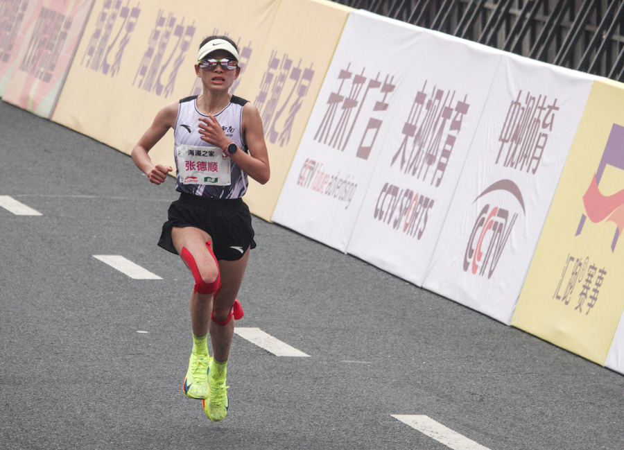 无锡马拉松举行2