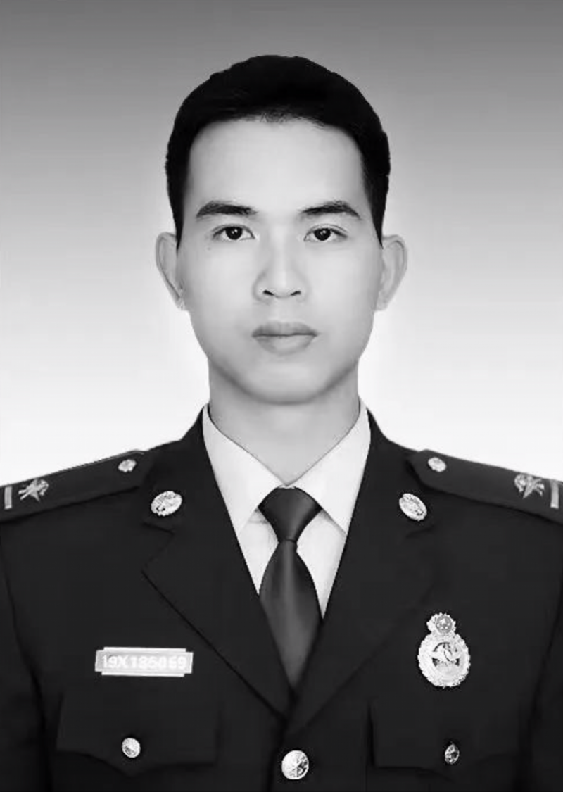 湛江消防员黄进波获批为烈士,追记一等功!在扑救火灾中牺牲_腾讯新闻