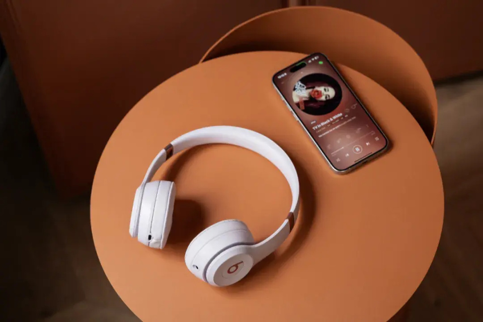 beats solo 4测评:再等1个月,它就是好耳机