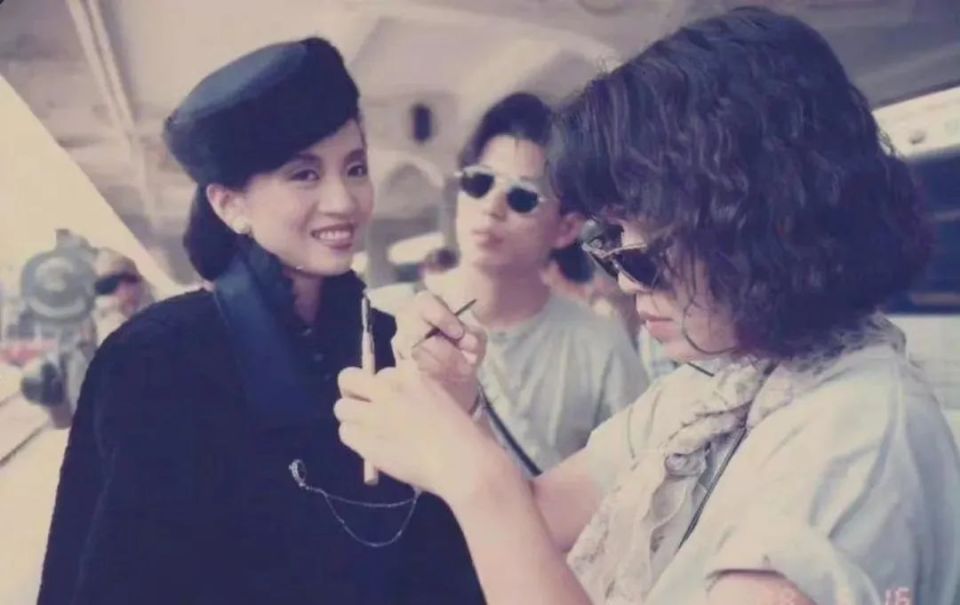 包括梅艳芳主演的1988年版,王杰主演的1990年版,以及周润发和吴倩莲