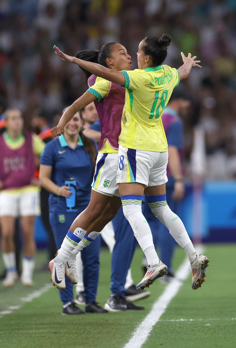 巴黎奥运会丨足球——巴西女足晋级决赛(2)