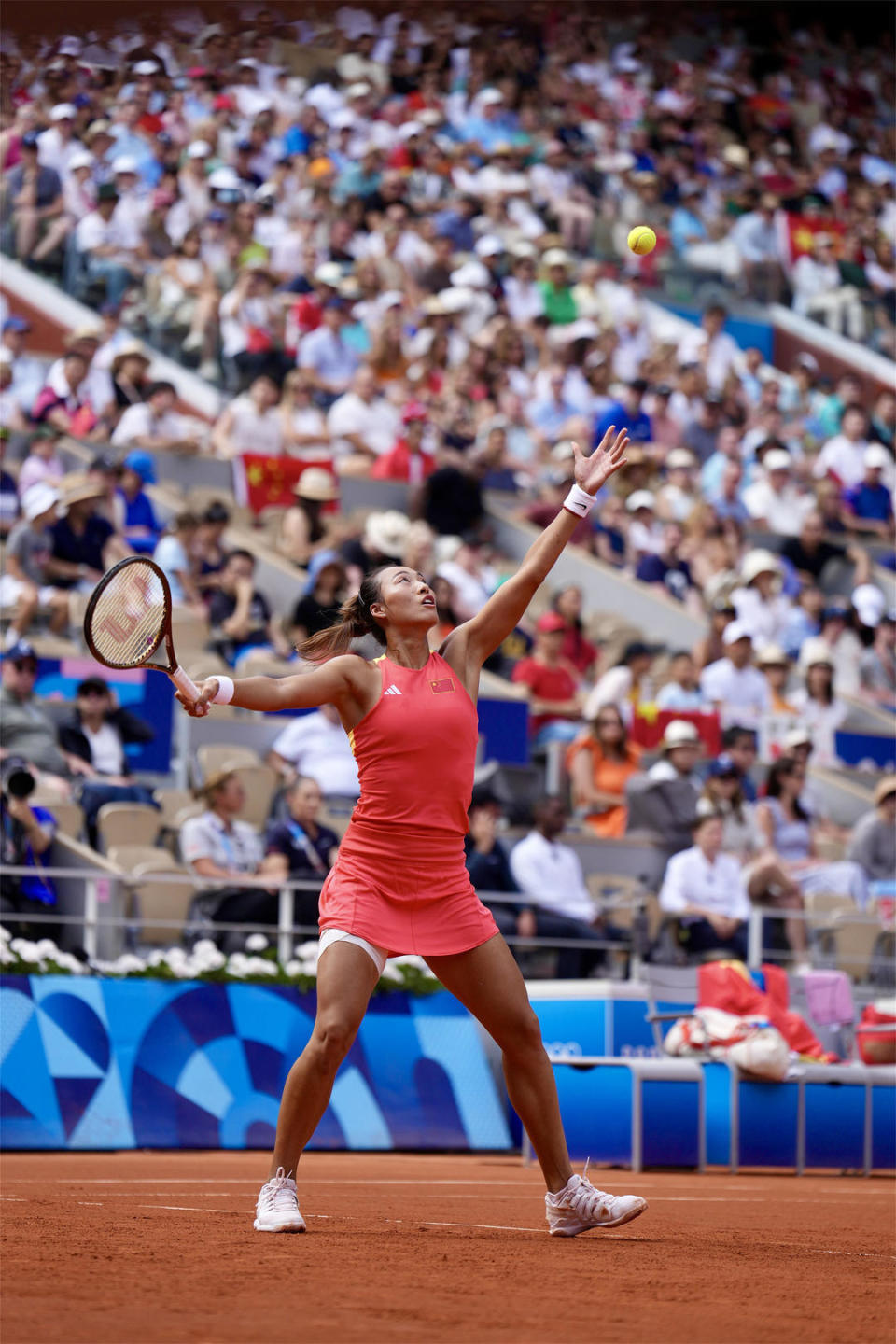 李娜教练余丽桥:每个人都在走自己的路,但脱离不了国家的强大后盾