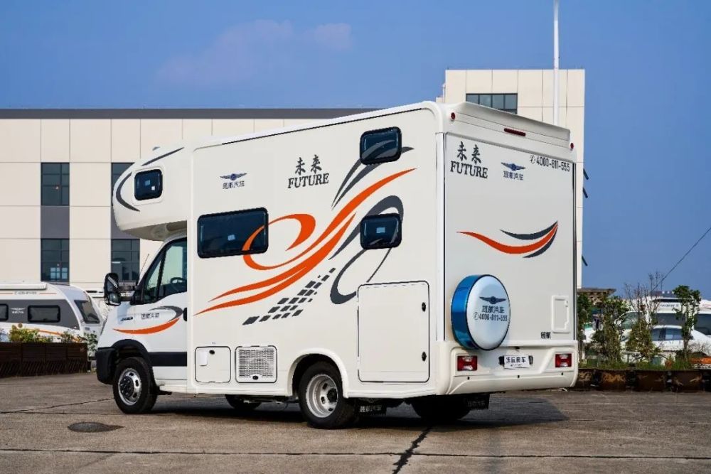 3998万超高性价比颠覆依维柯双拓展房车市场旌航未来房车系列新品发布