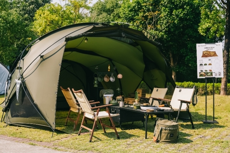 户外装备,户外服饰,户外露营,户外运动,户外餐饮,文旅休闲等多个领域