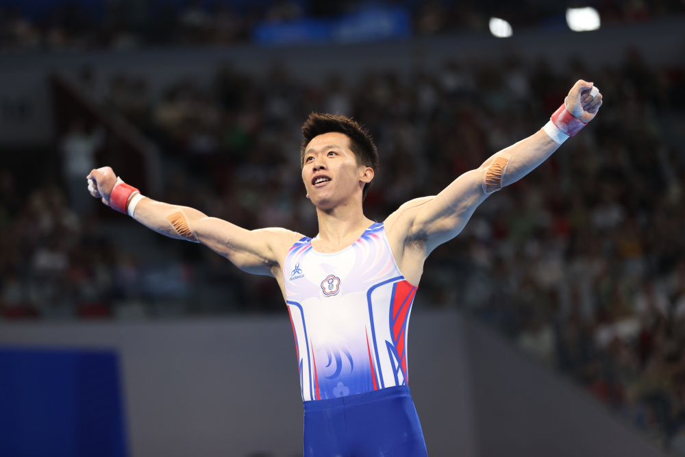 (成都大运会)体操——男子鞍马决赛赛况-腾讯新闻