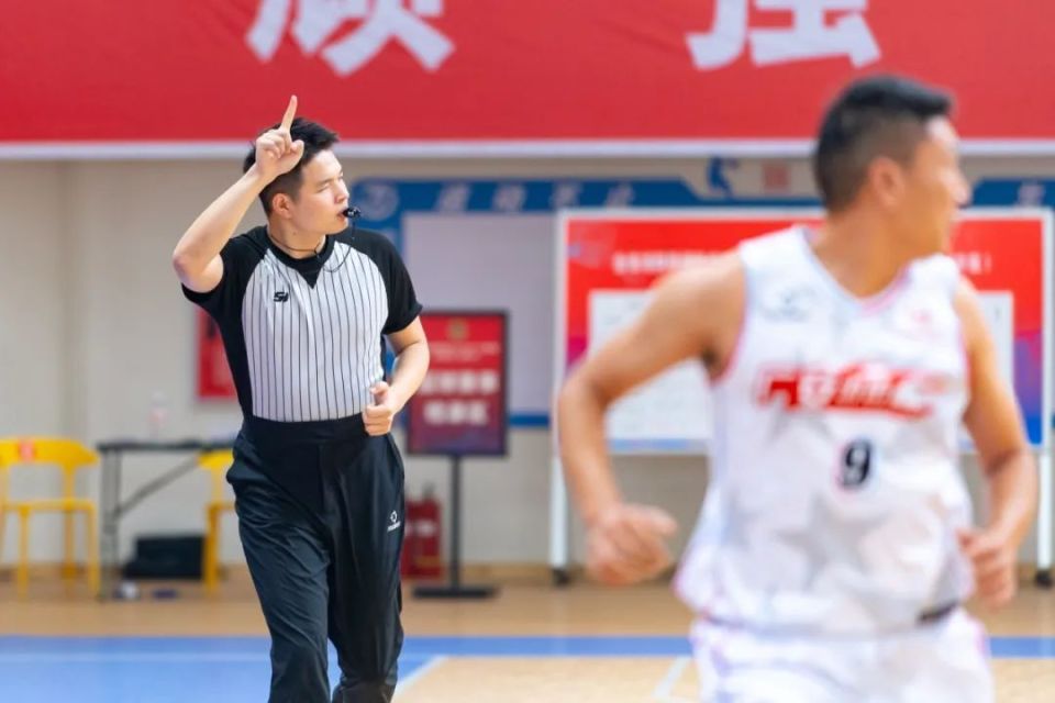 男双第三名达州支队 鲜卓汶,朱 凌指战员男双第二名南充支队 杨明锟