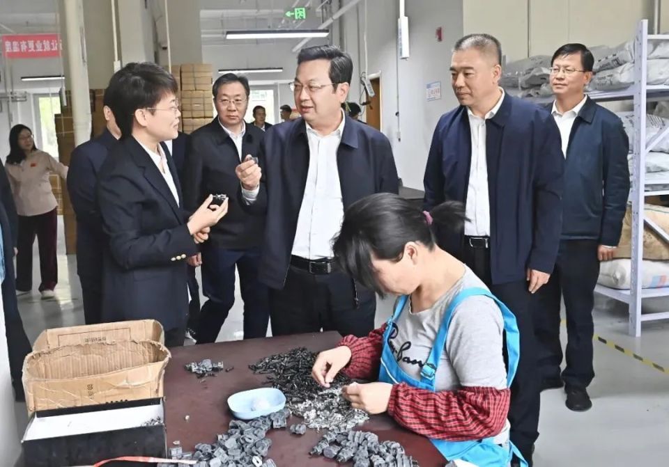 张国华调研雄安新区民生保障、五一假期文旅市场及安全生产工作