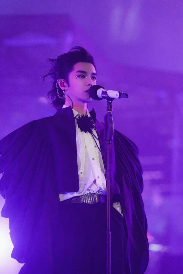 华晨宇过往言论被扒,本人回应罕见飙脏话,发文称自己被整_腾讯新闻