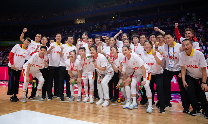 亚运榜young杨舒予杨力维每一个球都会拼尽全力去争取