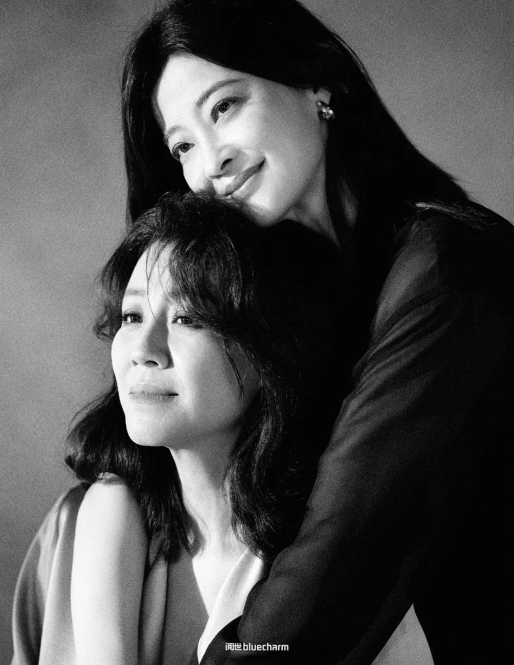 女星梅婷刘琳合体亮相时尚杂志,20年闺蜜情令人艳羡_腾讯新闻