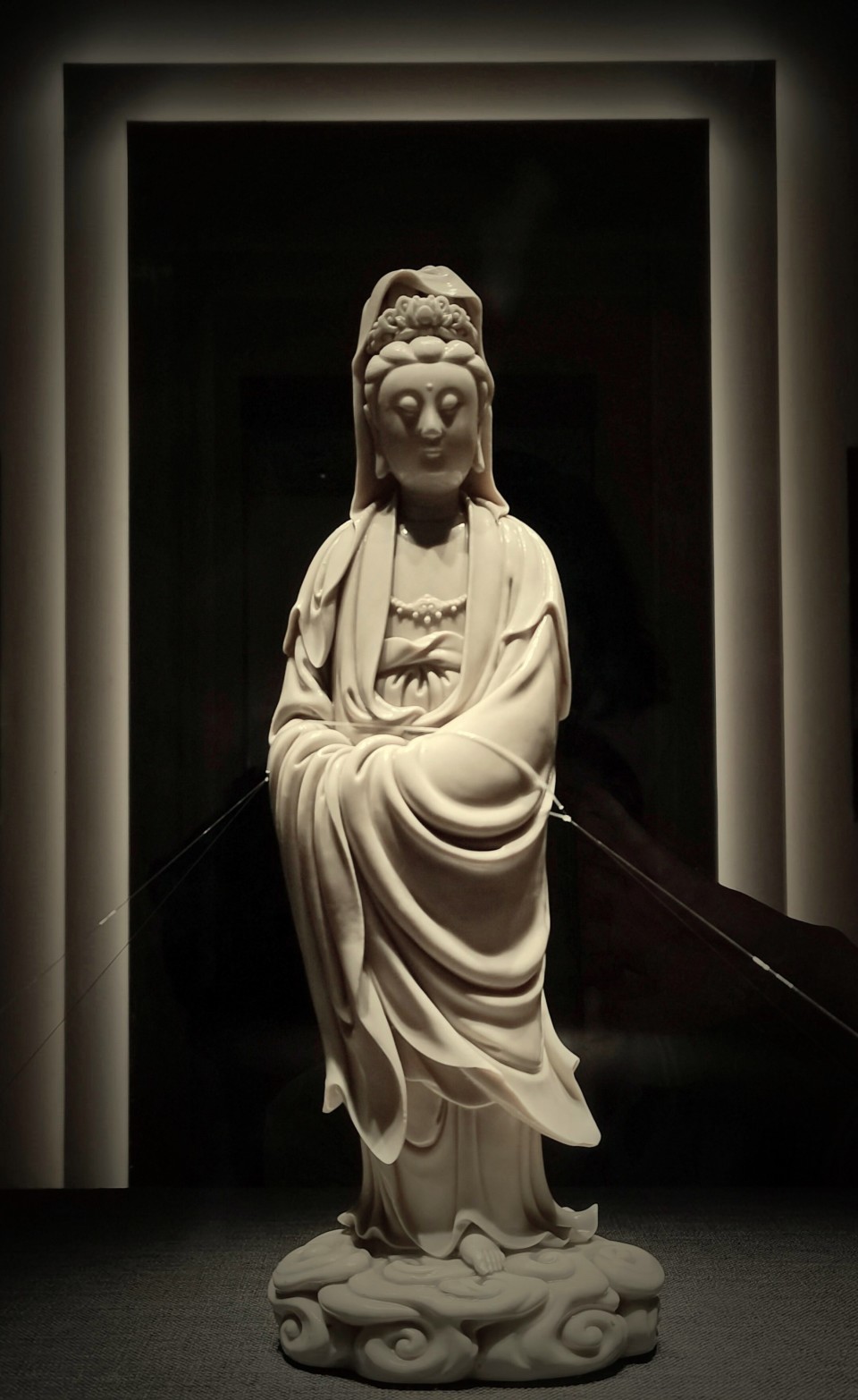 渡海观音。 德化白瓷。 清中期。中国骨董。古美術