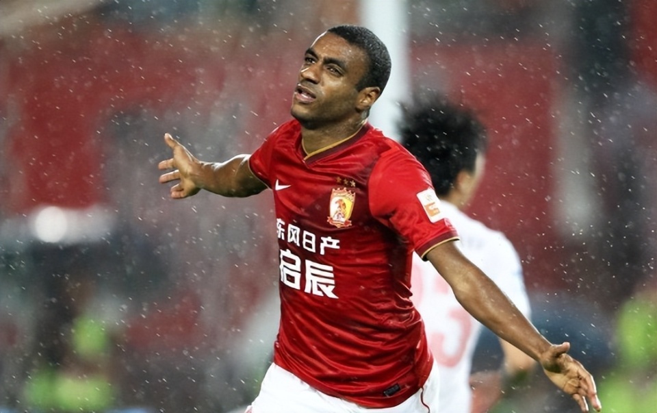 穆里奇脱口说出两个人,堪称所有中国球员之楷模