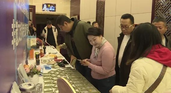 新疆和硕县文化旅游推介招商会在敦煌市举办_腾讯新闻