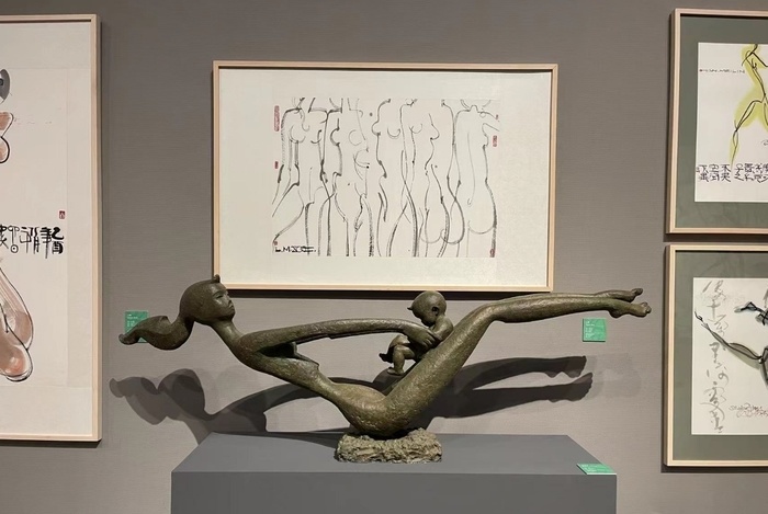 来济南市美术馆,品动态婉然的韩美林人体艺术_腾讯新闻