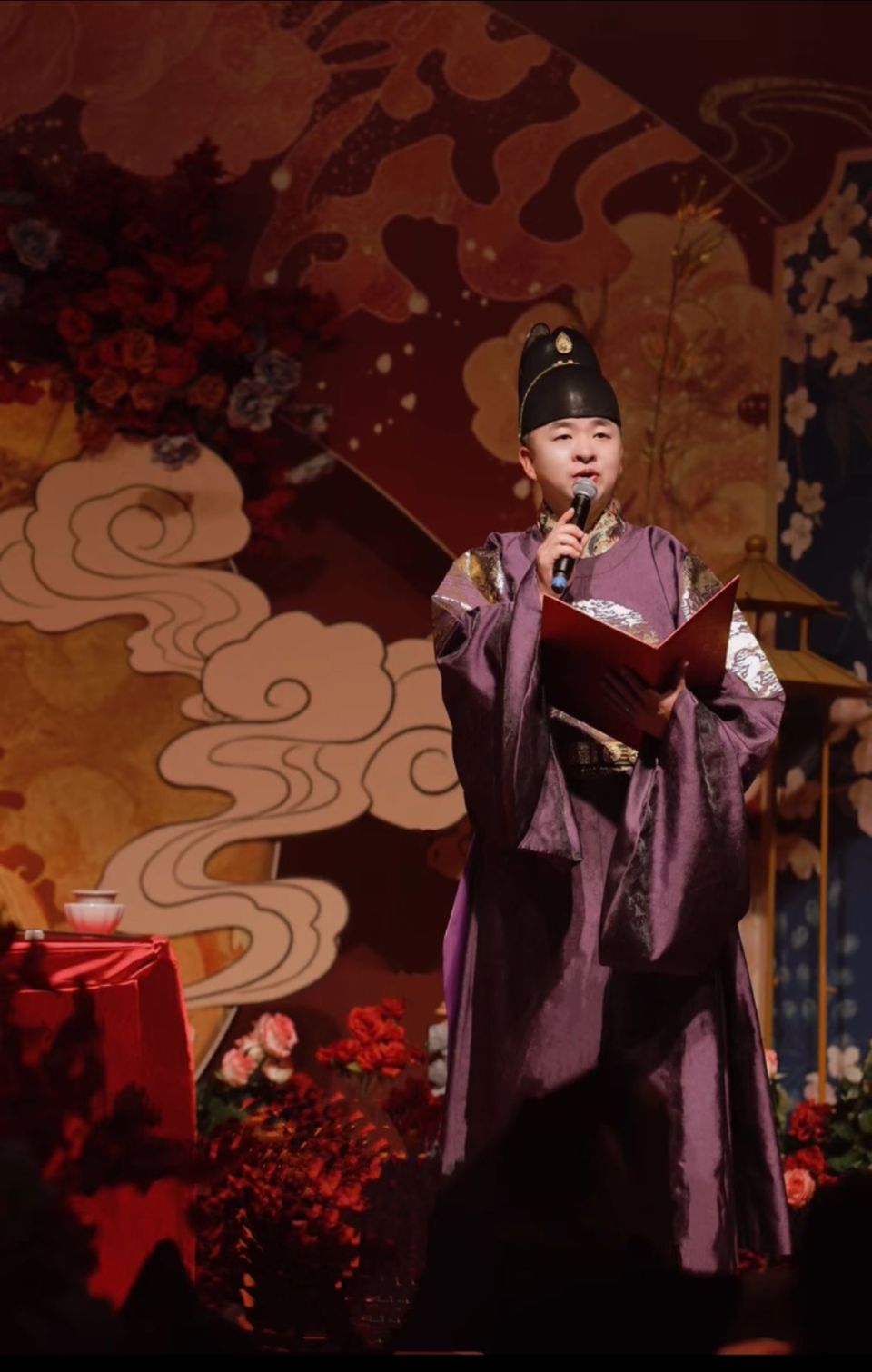 资深婚礼主持人郑飞温州地区资深婚礼主持人郑飞研究传统文化已经有12