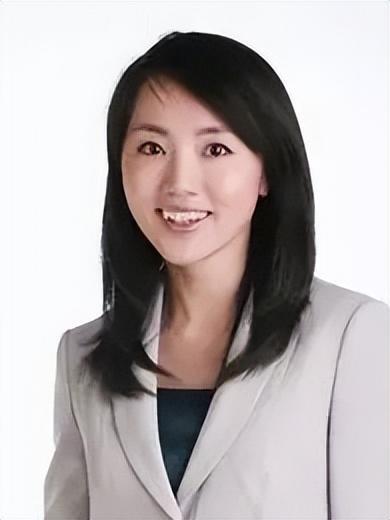 央视“气象女神”杨丹：工作29年零失误，丁克15年后，40岁高龄生子_腾讯新闻
