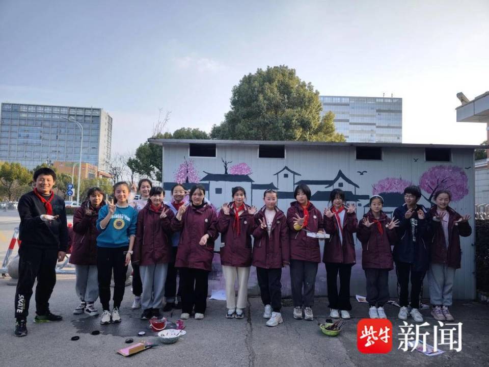 建设中国式现代化61苏州微故事|苏州草桥中学校党委书记范桢:为学生