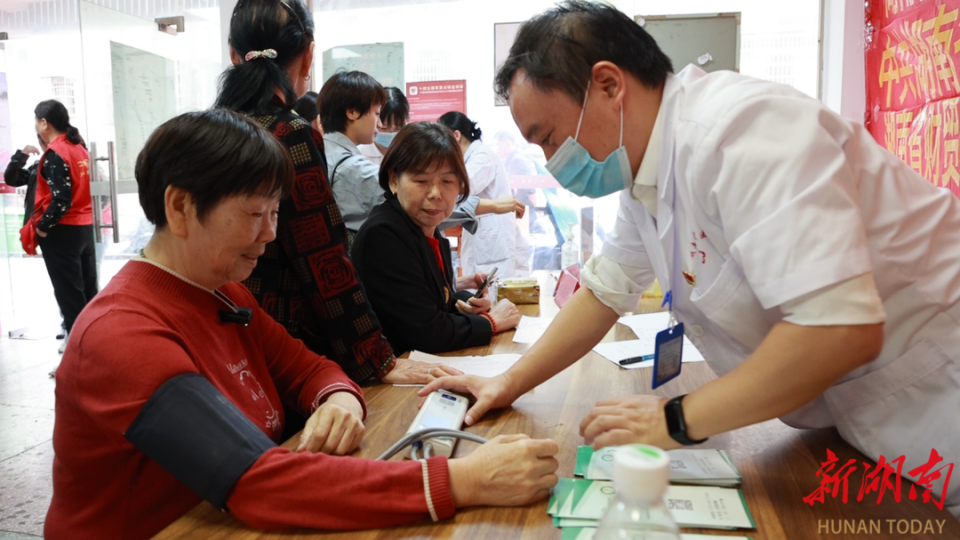 民航总医院老年人看病代挂号入院出院全程帮办，省时省力的简单介绍