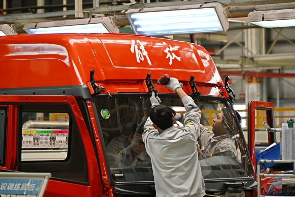 中國新能源汽車產業(yè)從無到有，“北方第三城”青島死磕造車夢