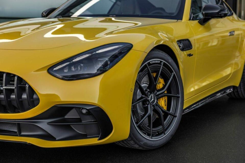 0t四缸发动机,全新奔驰amg gt43正式首发_腾讯新闻