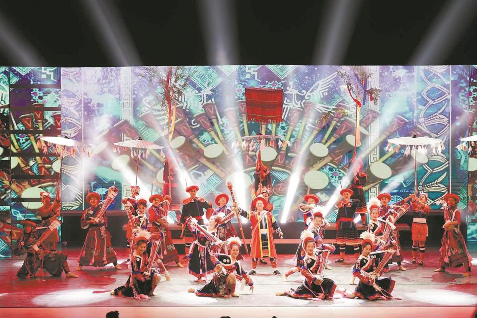 白鹅潭非遗剧场迎首演 "湾区同心 时代新彩——广东省非物质文化遗产