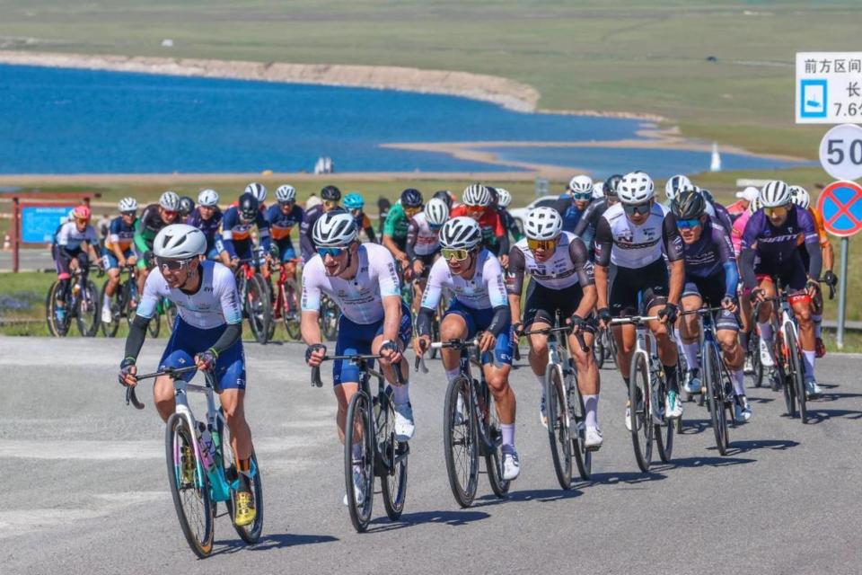 当比赛进行到大约1小时20分钟时,陈贻恩由于体力消耗巨大,未能承受住