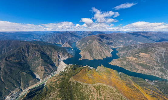 四川省内最大水库电站两河口水电站首次蓄满