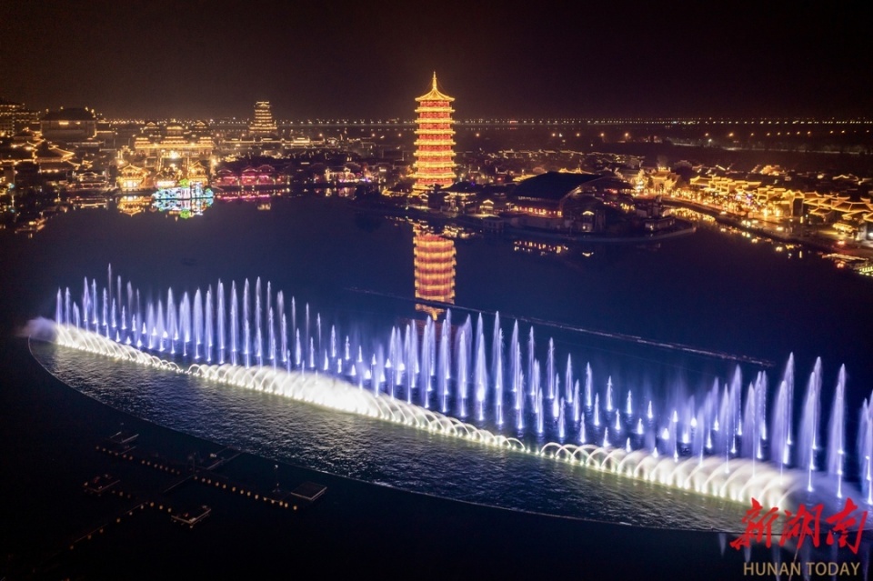 春节5天近9万人次游长沙铜官窑古镇_腾讯新闻