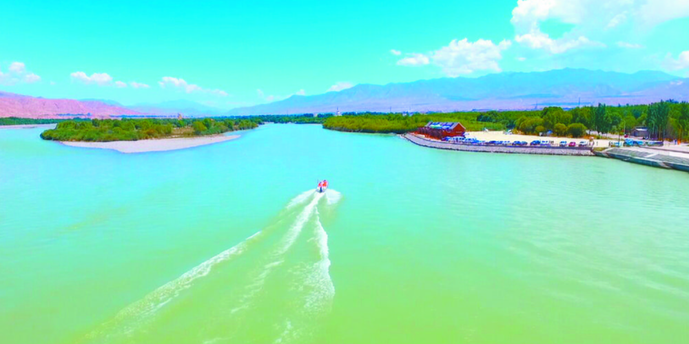 大美青海人文环湖绿水青山颜值高生态贵德画卷美