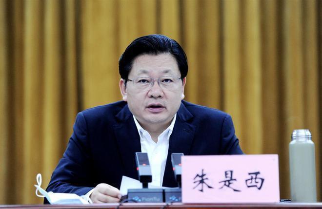 登封市委常委,组织部长,登封市委副书记,嵩山风景名胜区管理委员会