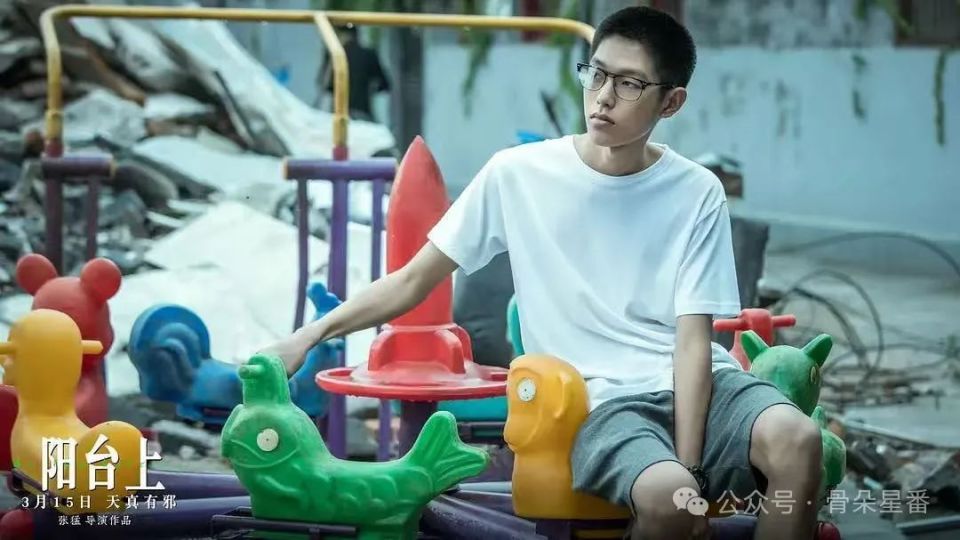 王锵：于风暴中心，与角色共生_腾讯新闻