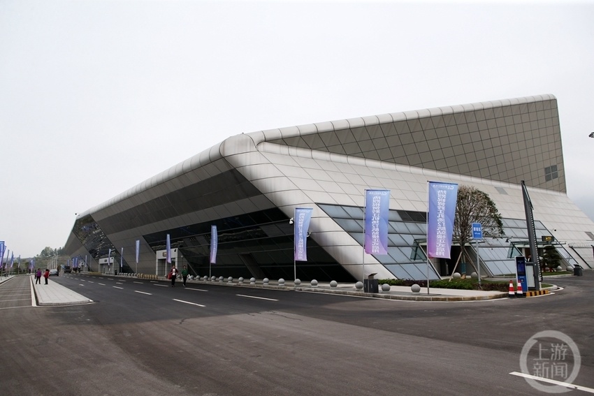 重庆黔江机场t2航站楼正式启用