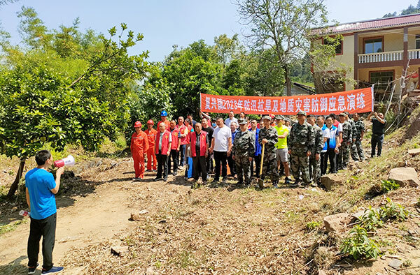 射洪市复兴镇组织开展防汛抗旱及地质灾害综合应急演练