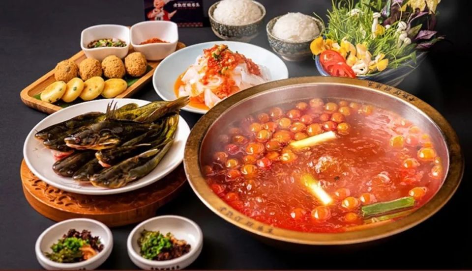 酸汤火锅热度高涨,地域化酸汤走向全国