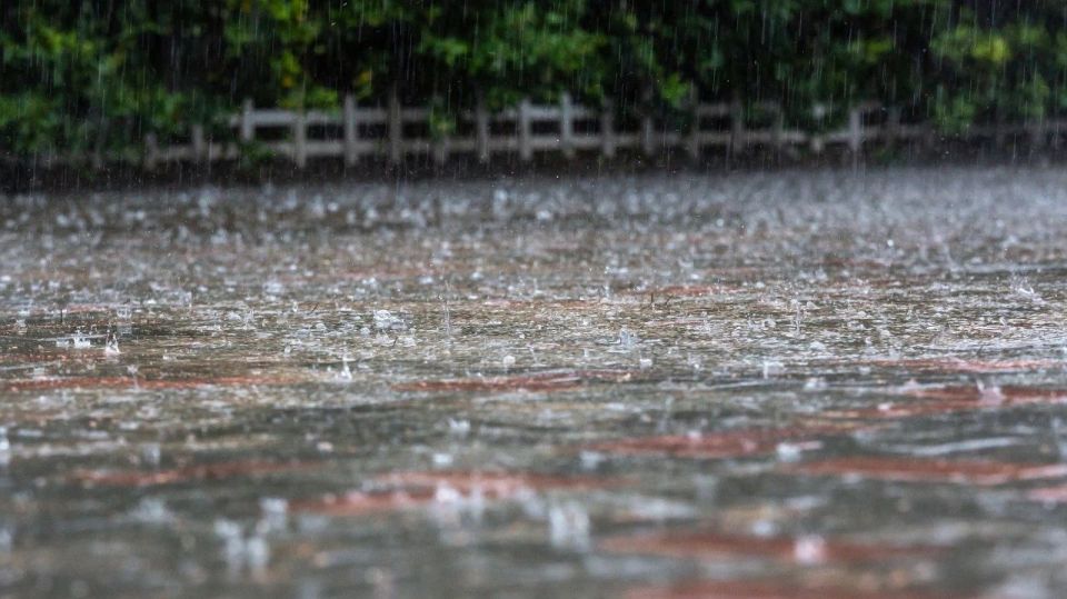 世界上最大的特大暴雨图片